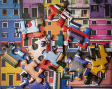 Load image into Gallery viewer, Venice Houses - 1000 piece puzzle