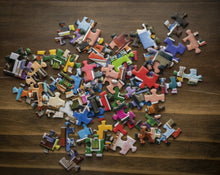 Load image into Gallery viewer, Venice Houses - 1000 piece puzzle